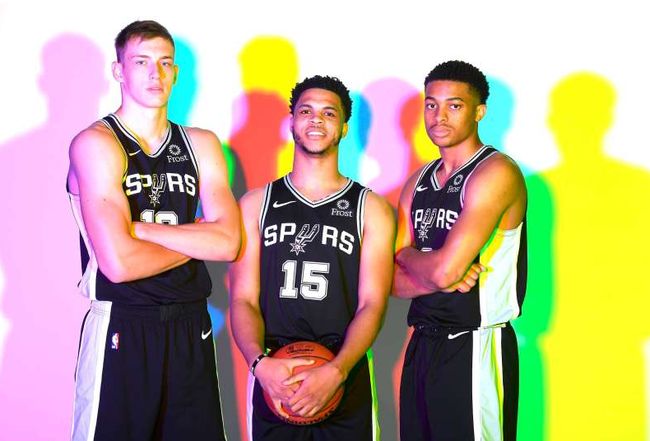 用边路提速 用边路提速